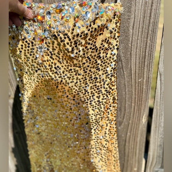 TONY BOWLS Paris Sequin & Beaded Gown - Picture 2 of 8